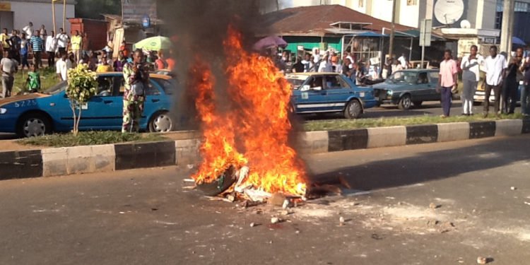 Muslim youths burn man alive in Abuja over alleged blasphemy