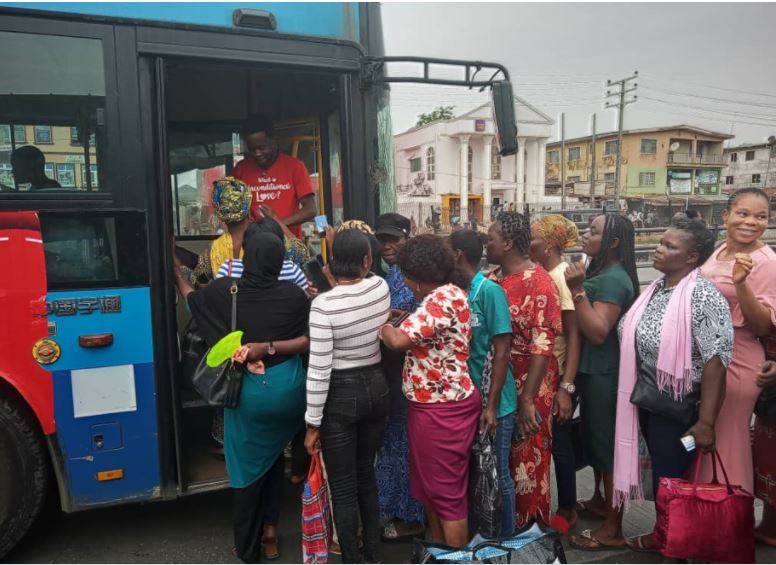 Unconditional Love: Free BRT Rides to Mothers Across Lagos