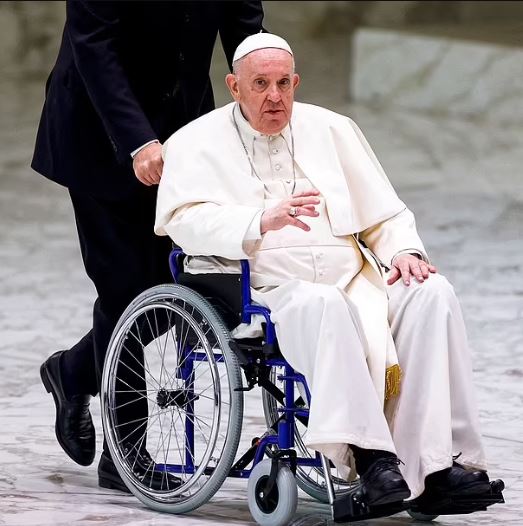 Pope Francis postpones trip to Lebanon over 'health concerns'