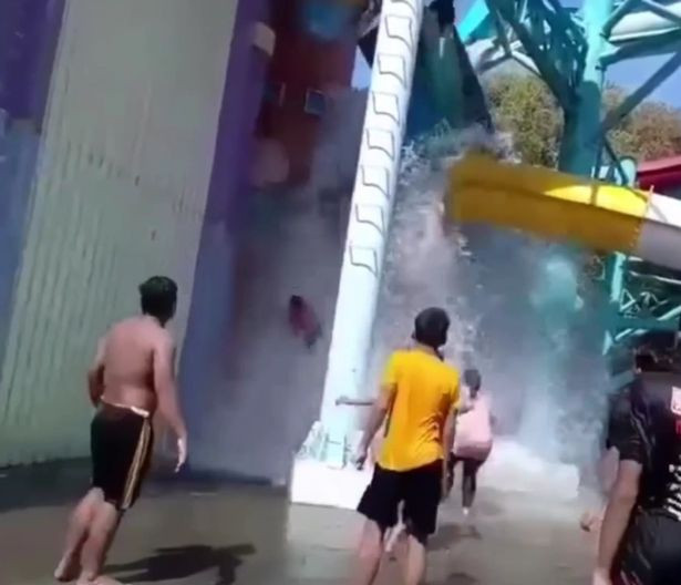 Moment water park slide breaks in half