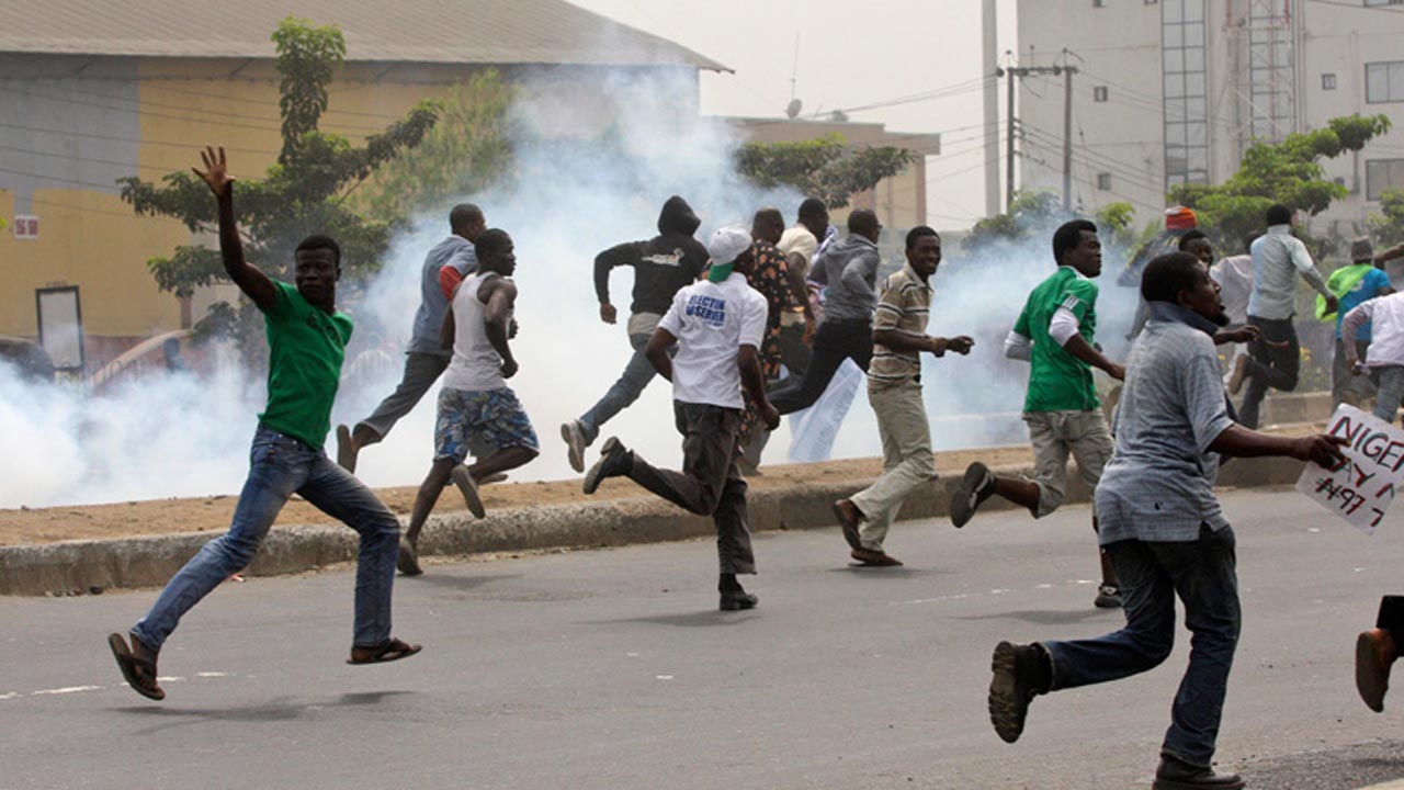 One feared killed, two Dangote trucks, tricycle, others burnt as IPOB extends sit-at-home to Delta