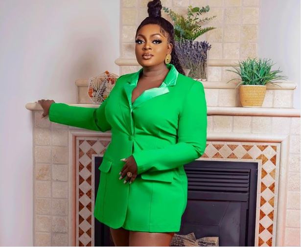 Eniola Badmus locks comment section of her post on Instagram after sharing photo of Tinubu and his wife