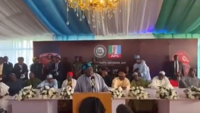 Tinubu Blasts Buhari, Reveals How He Made Him President In 2015