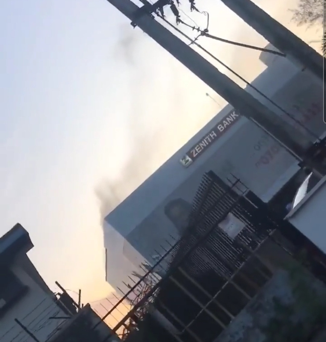 Fire breaks out at Zenith bank on Oba Akran Road, Ikeja