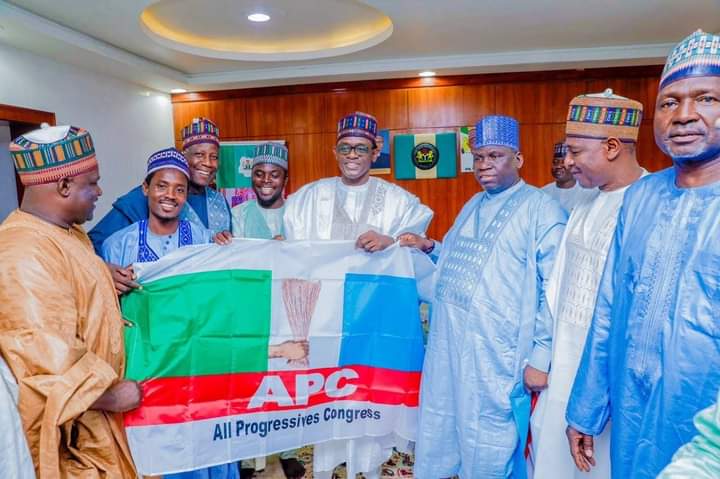 PDP, NNPP members dump parties for APC in Yobe