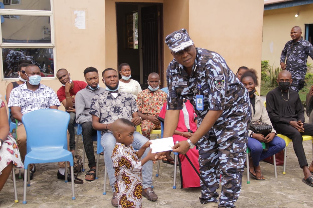 Fifty families of slain police officers in Akwa Ibom get N20.8 million