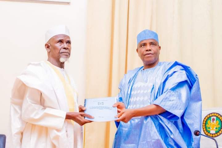 vDeborah: Tambuwal receives report on students’ unrest, considers reopening college