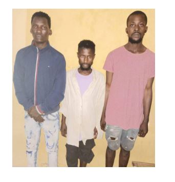 Lagos Police arrest cultists captured on video hacking their rival to death (watch)