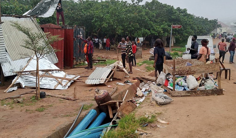 FCTA removes illegal structures in Apo Resettlement